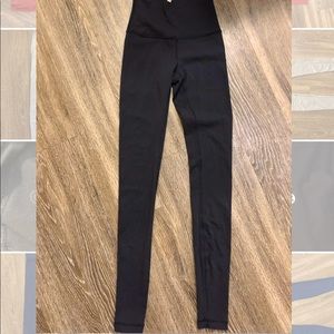 Black Luon Lululemon leggings